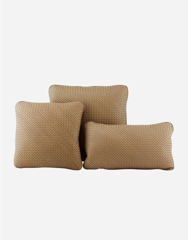 ONIRO HANDWOVEN SQUARE CUSHION